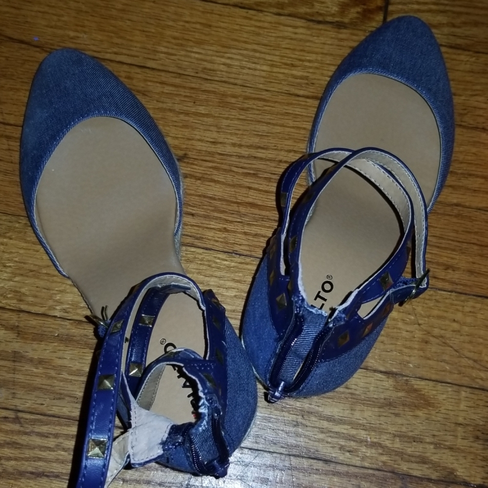 Shoes